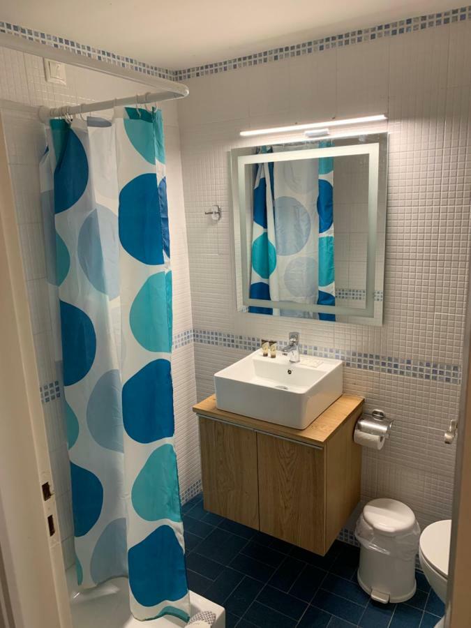 Nancy Hotel خيرسونِسوس المظهر الخارجي الصورة